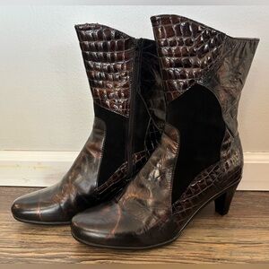 Helle Comfort Laine Boots Size 40 EUR (9-9.5 US) Croc Patent Leather Suede